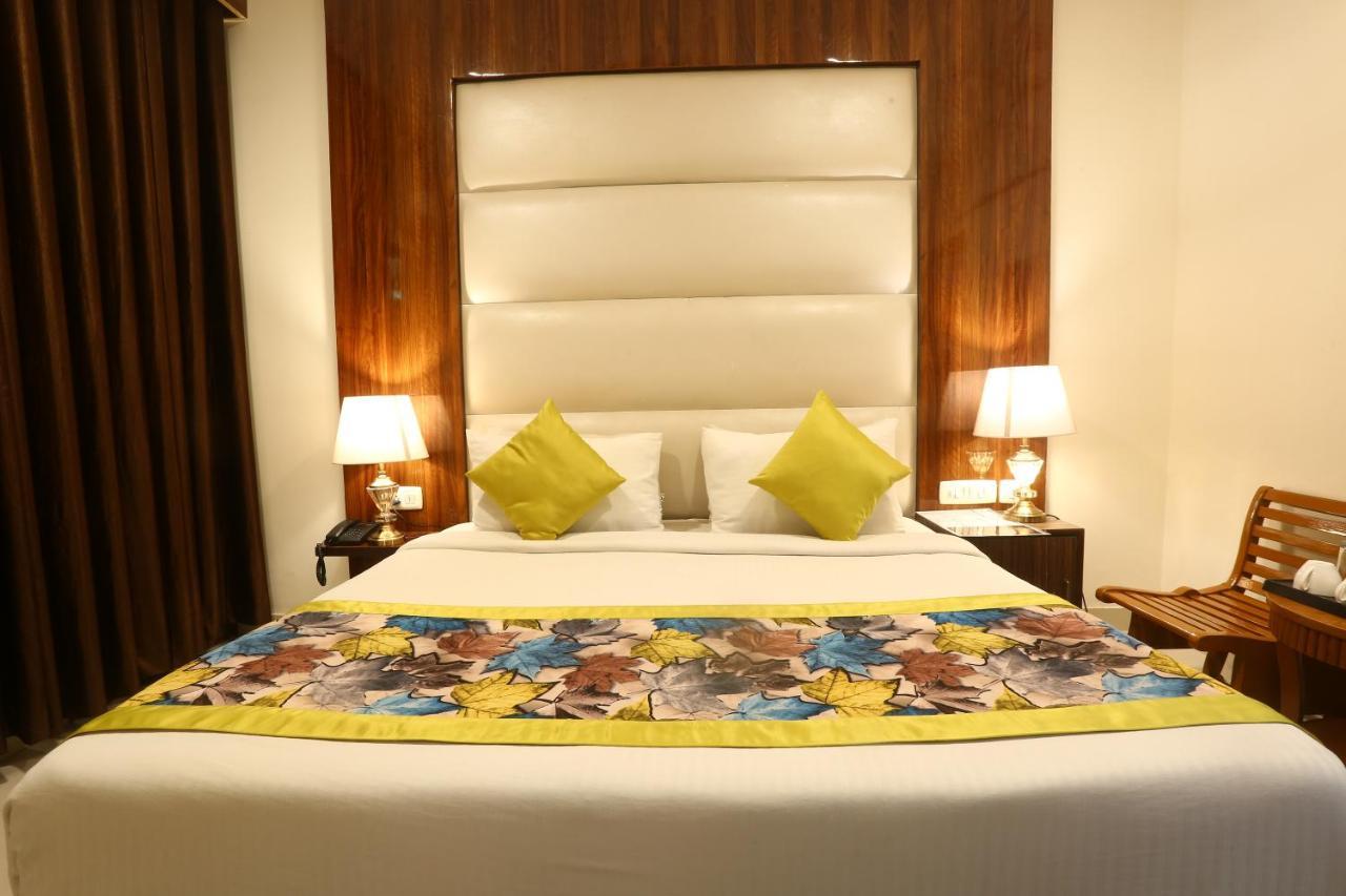 Hotel Earth Delhi Zewnętrze zdjęcie